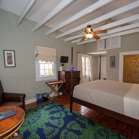 Maison De Macarty Bed & Breakfast นิวออร์ลีนส์ ภายนอก รูปภาพ