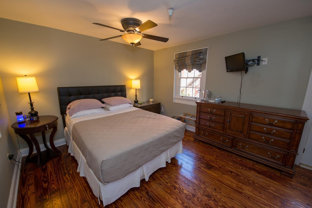 Maison De Macarty Bed & Breakfast นิวออร์ลีนส์ ภายนอก รูปภาพ