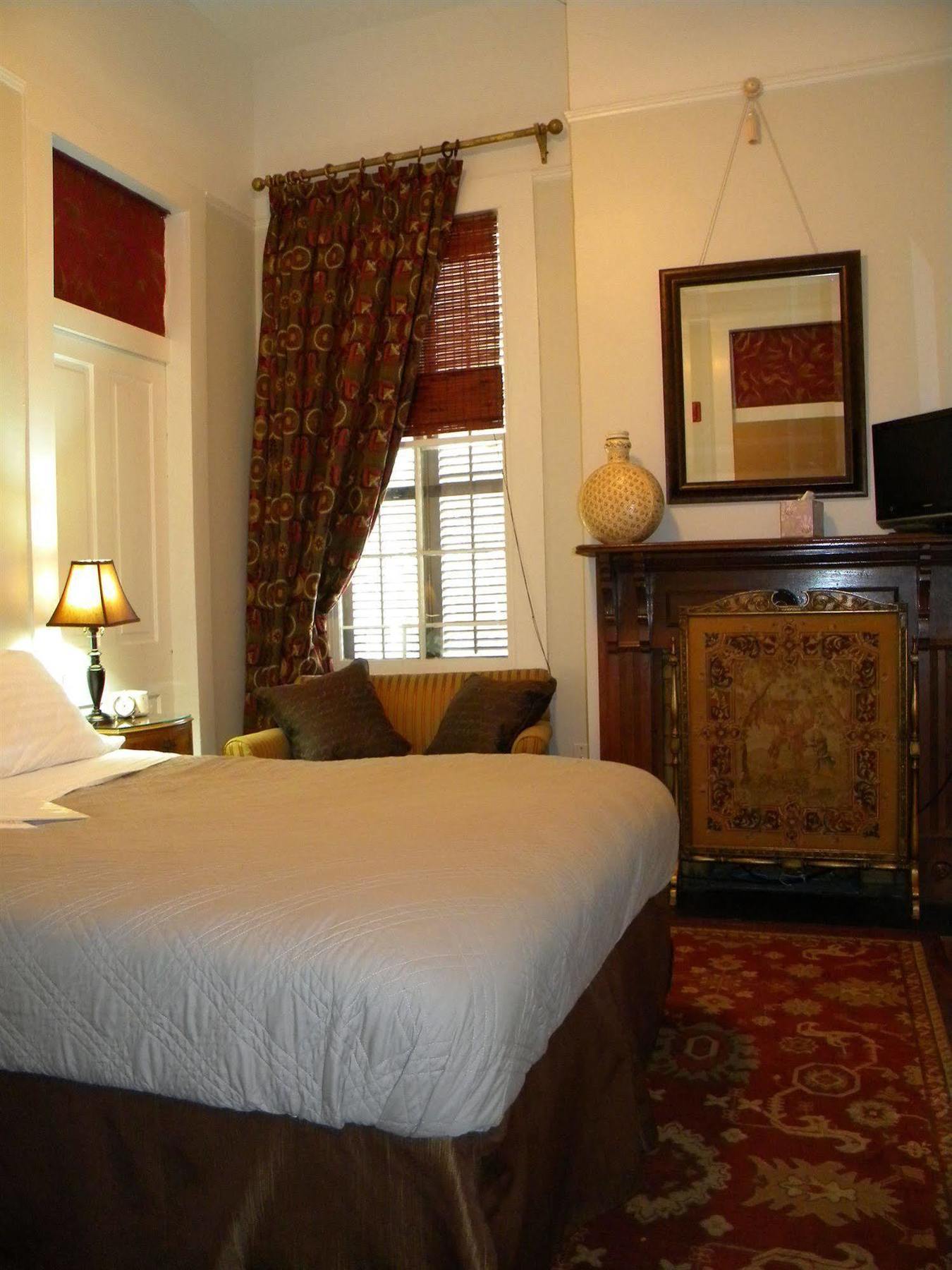 Maison De Macarty Bed & Breakfast นิวออร์ลีนส์ ภายนอก รูปภาพ